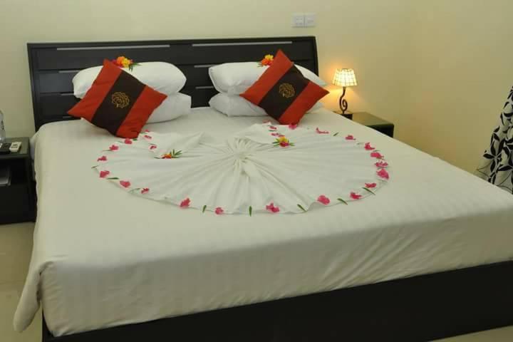 Charming Holiday Lodge- Addu Atoll Meedhoo, Maldives Eksteriør billede