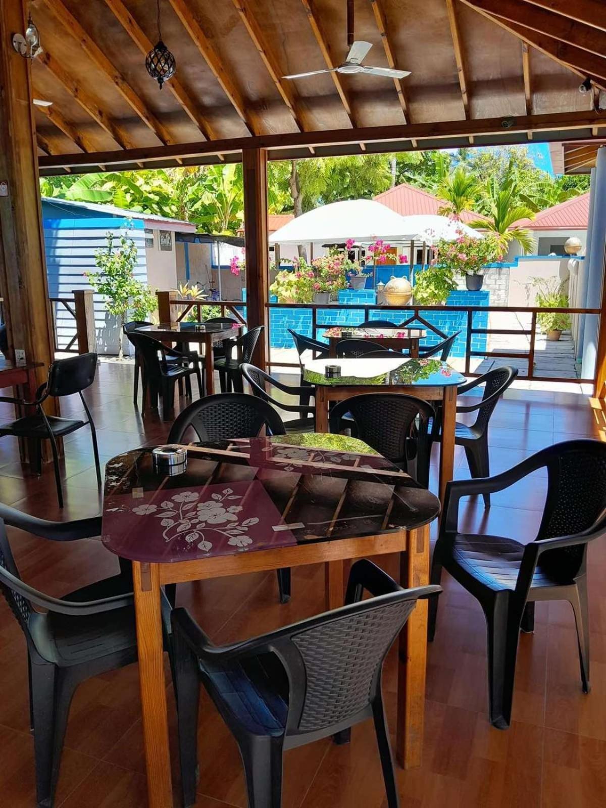 Charming Holiday Lodge- Addu Atoll Meedhoo, Maldives Eksteriør billede