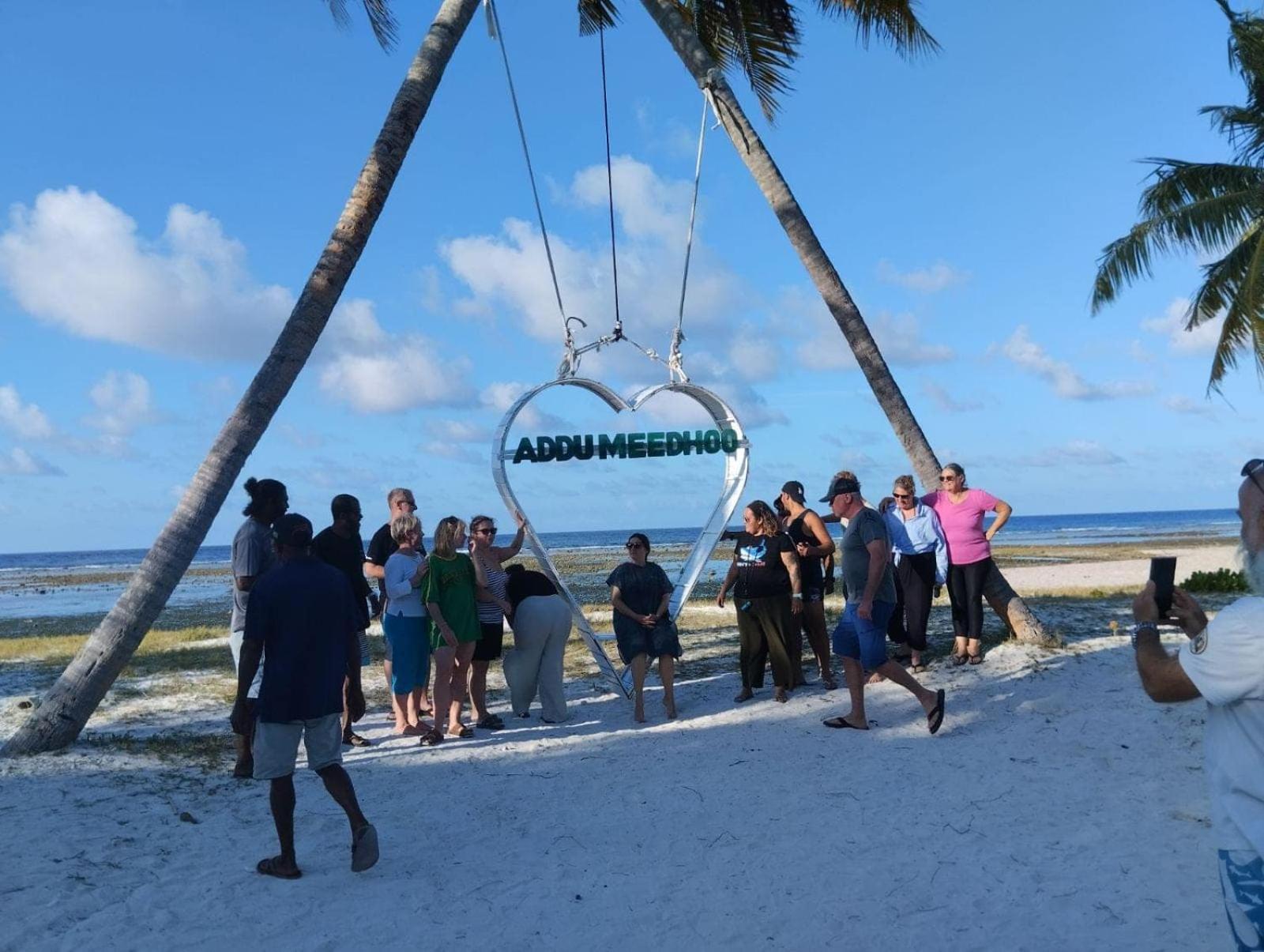 Charming Holiday Lodge- Addu Atoll Meedhoo, Maldives Eksteriør billede