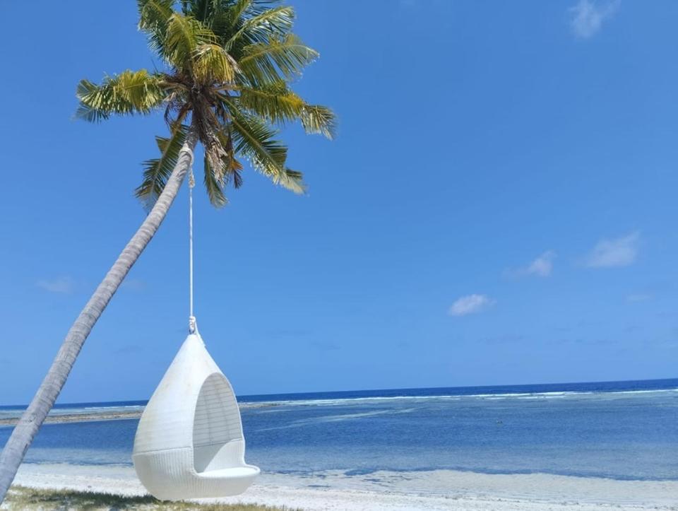 Charming Holiday Lodge- Addu Atoll Meedhoo, Maldives Eksteriør billede