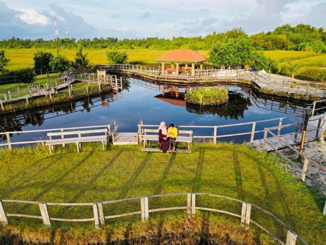 Charming Holiday Lodge- Addu Atoll Meedhoo, Maldives Eksteriør billede